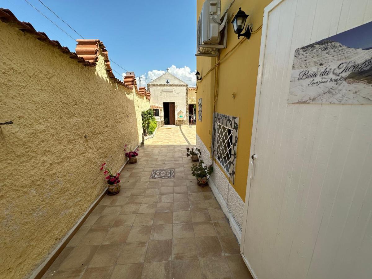 Baia Dei Turchi Locazione Turistica Hotel Realmonte Bagian luar foto